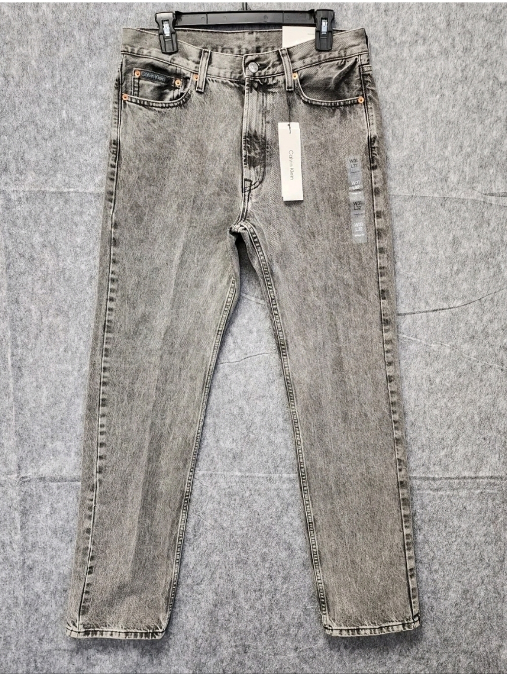 CALVIN KLEIN MENS STRAIGHT FIT JEANS NWT